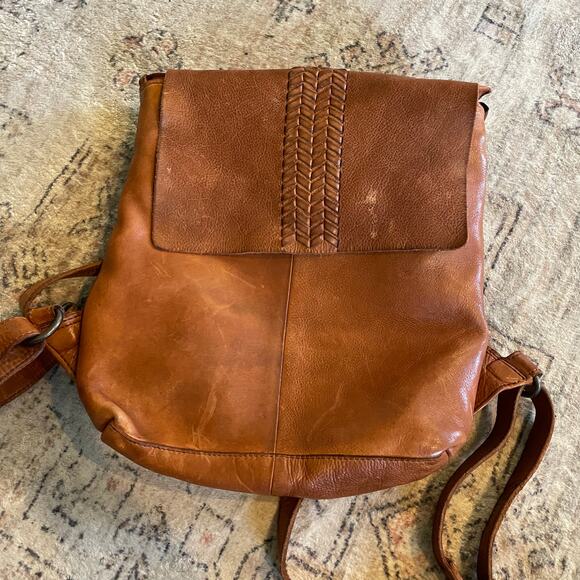 Vilenca Holland ANTHRO Brown Leather Flap Backpack with Laptop Compartment GUC - Picture 2 of 15